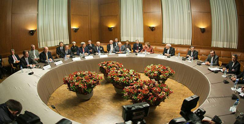 Irán y Estados Unidos mantienen negociaciones nucleares en Ginebra
