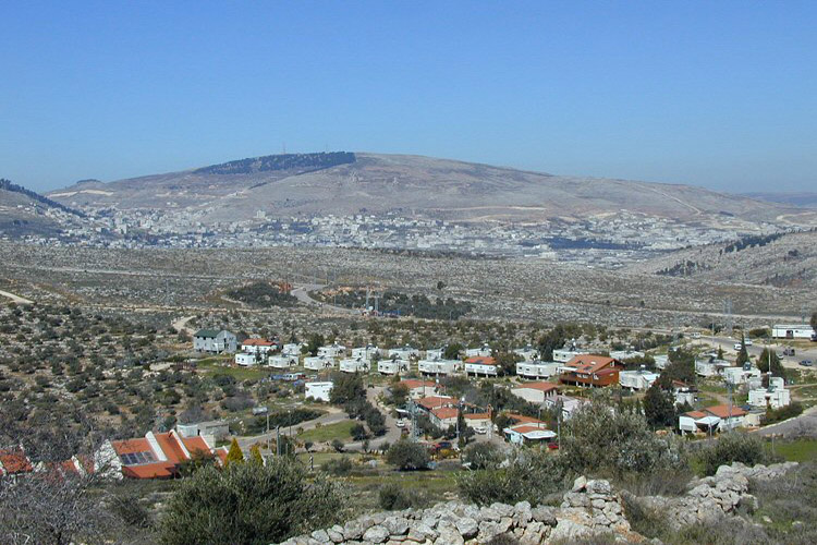 La aprobación de Israel sobre las nuevas unidades en los asentamientos indigna a los palestinos