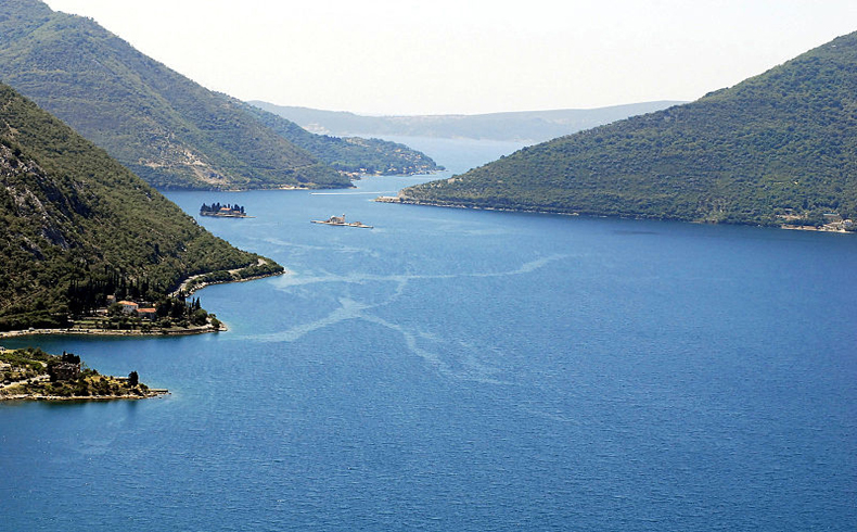 Montenegro y Azerbaiyán lanzan el proyecto de un centro turístico valuado en 500 millones de euros