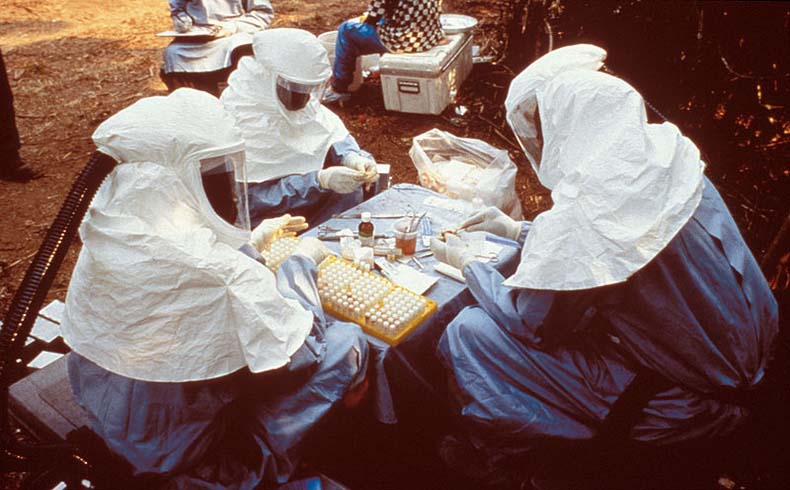 OMS informa que hay 15.935 personas con ébola