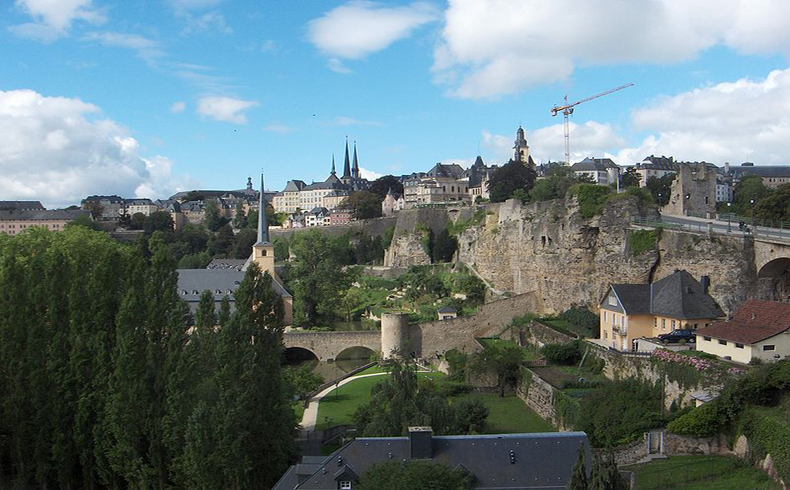 Revelan acuerdos secretos de Luxemburgo con 340 multinacionales para evadir impuestos