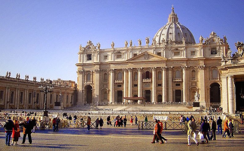 ¿Sería conveniente un Foro Permanente Mundial de las religiones, V?