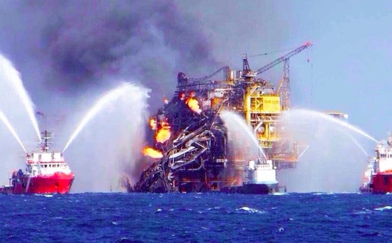 Producción petrolera de México cae 220.000bpd, por incendio en plataforma