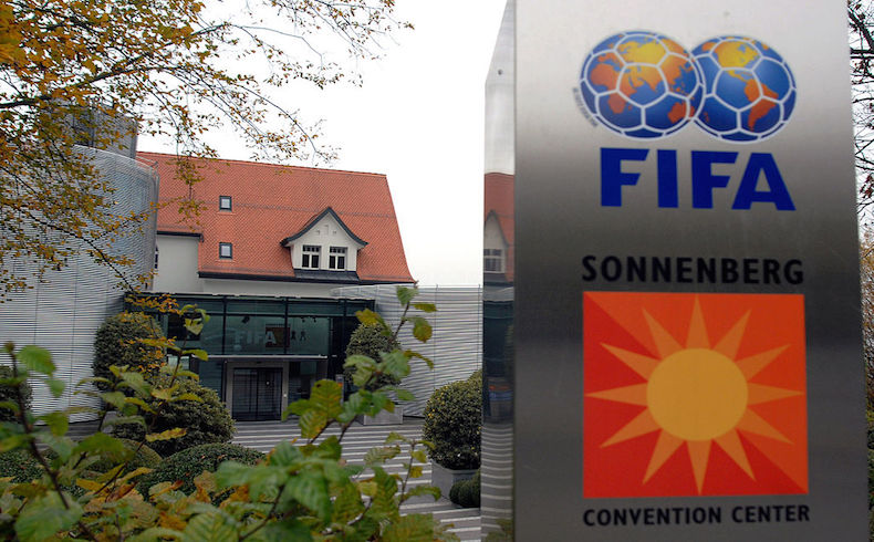 Funcionarios judiciales estadounidenses le sacan tarjeta roja a la FIFA