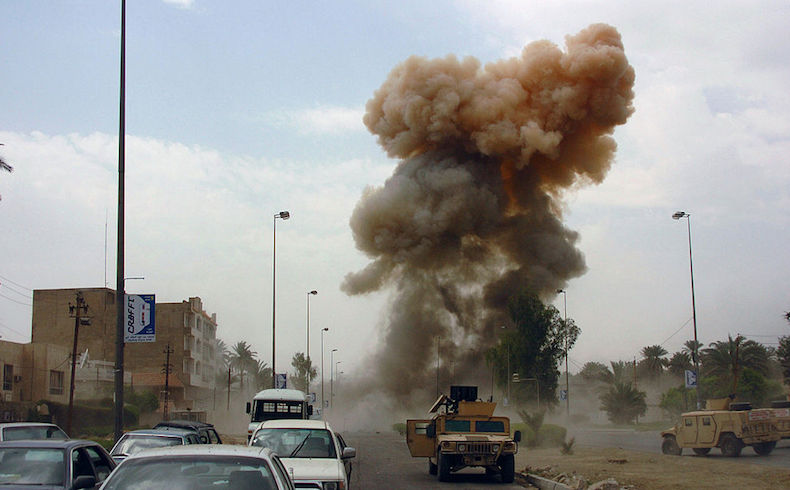 Los coches-bomba son una táctica frecuente de los insurrectos en Irak (Fuente de foto: Wikimedia Commons).