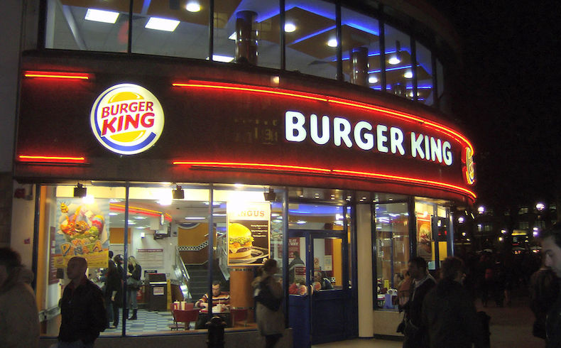 Burger King quiere erradicar la lacra del analfabetismo en el mundo