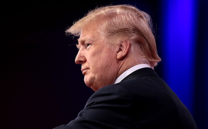 Trump se resigna al juicio político pero convencido que saldrá fortalecido