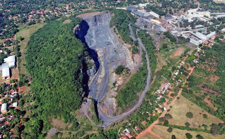 Paraguay: Cerro Ñemby, de Cantera a Patrimonio Ambiental  Jurídico y Turístico