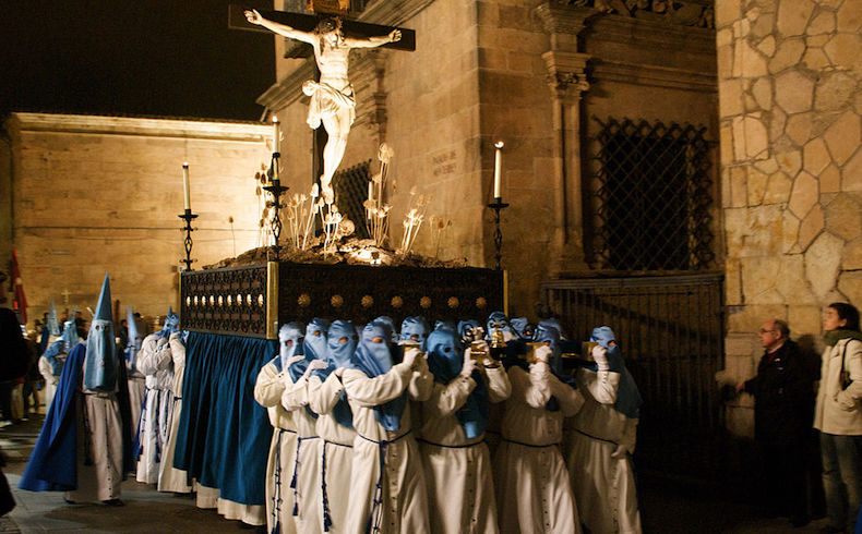 ¿Qué es la semana santa, qué debe ser, qué representa para los ciudadanos?