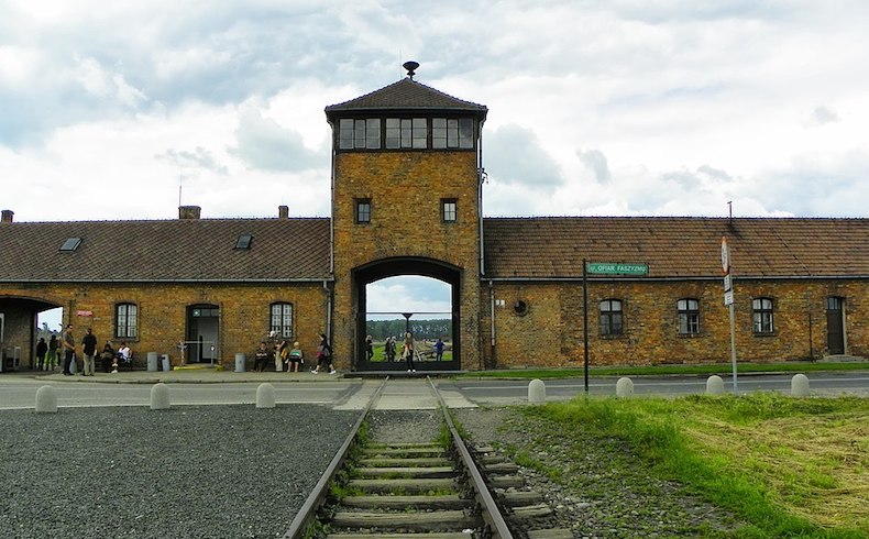 El Álbum Fotográfico de Auschwitz